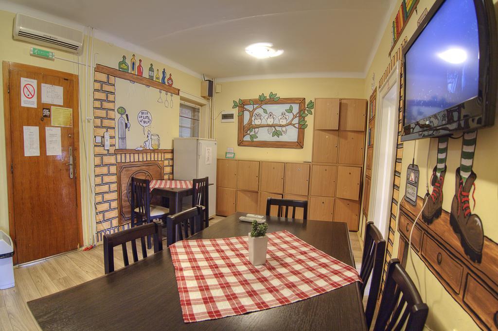 City Hostel Újvidék Szoba fotó